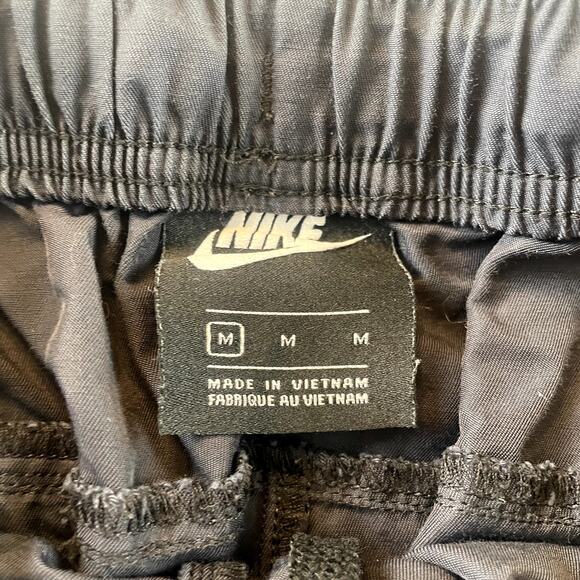 Black Nike Club Men's Cargo Pants Unlined Utility M - Picture 4 of 7